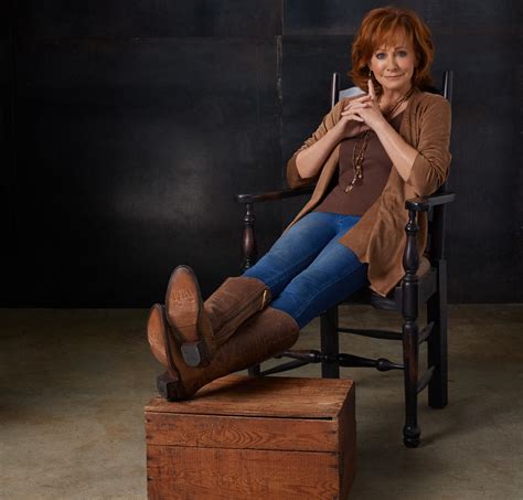Reba Mcentire Partners With Justin Boots For New Line Sounds Like Nashville