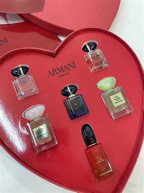 Giorgio Armani Amore Red Heart Shaped 6in1 Set 6x10ml Wpb Perfume