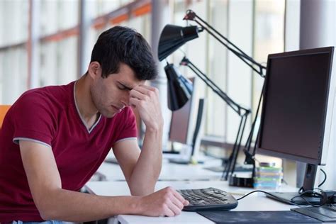 7 Reasons Why Youre Miserable At Work And How You Can Fix It Careerbeeps