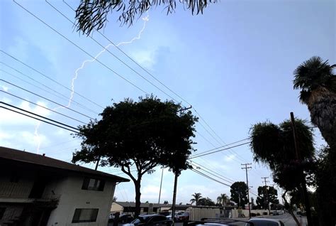 Thunderstorms And Lightning Hit Southern California Los Angeles Times