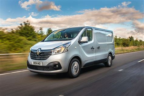 A mechanic will answer in minutes! New Renault Trafic Swb Diesel SL27 dCi 120 Business Van ...