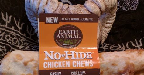 The Dog Geek: Treat Tuesday: Earth Animal No-Hide