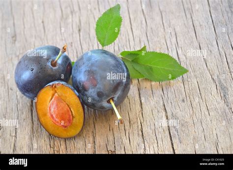 Sour Plums Hi Res Stock Photography And Images Alamy