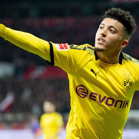 Make your phone look more sporty and great with around hundreds of jadon sancho background images. Jadon Sancho Wallpapers - Top Free Jadon Sancho ...