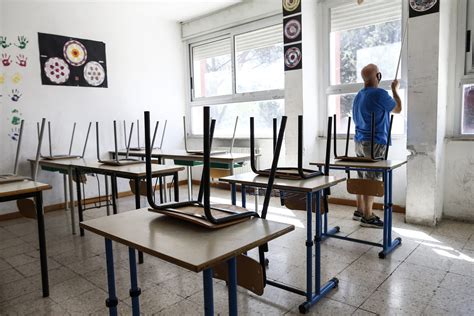 A riportare la notizia è l'agenzia di stampa adnkronos. Riapertura scuola in Campania, test sierologici Covid ...
