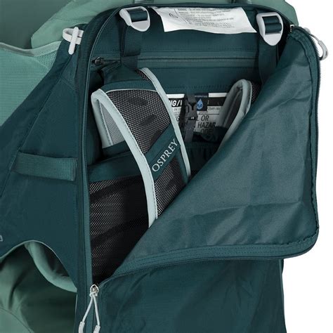 Baby carrier Osprey Poco LT - To carry your child on a hike