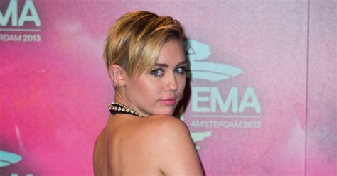 Miley Cyrus Aux Mtv European Music Awards Ema Au Ziggo Dome A