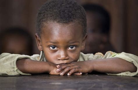 フリー画像 人物写真 子供ポートレイト 外国の子供 アフリカの子供 少年 男の子 エチオピア人 フリー素材 画像素材なら無料フリー写真素材のフリーフォト