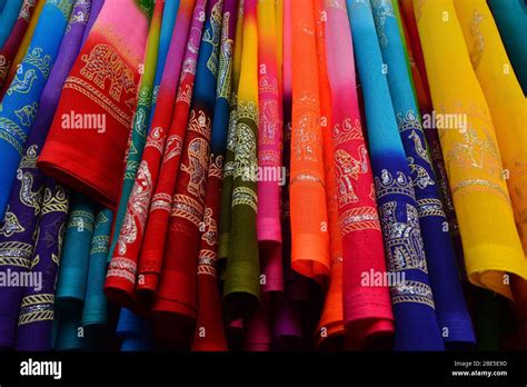 Saree Shop High Resolution Stock Photography And Images Alamy