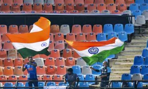 India Vs Australia 1st T20i Mohali Stadium Pitch Report Weather