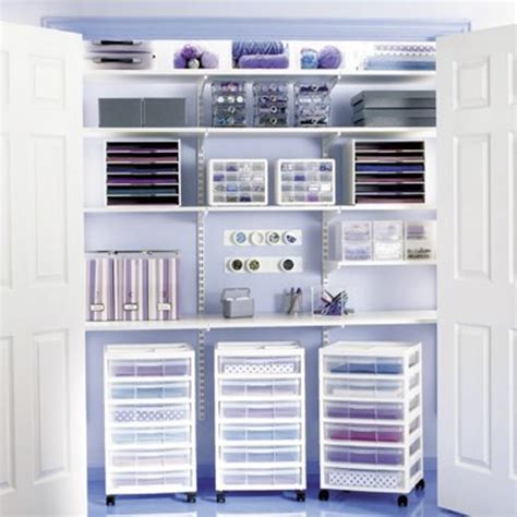 With accessible organization, unbelievable storage, and a dedicated workspace, you'll craft three times as much as you do now and have way more fun doing it. Ideas on How to Create a Home Design Studio or Craft Room ...