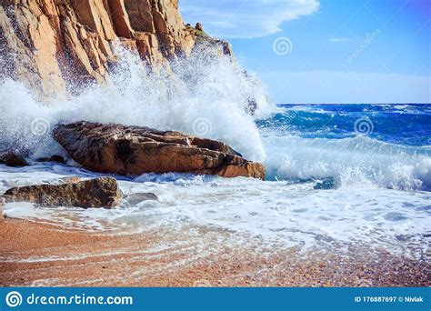 Seascape With Crashing Waves Against The Rocks Stock Image Image Of