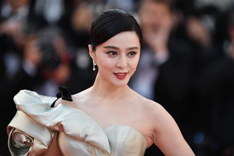 消息不明で騒がれた中国女優ファン・ビンビンがさらに磨かれた美貌を日本の雑誌で披露 Encount