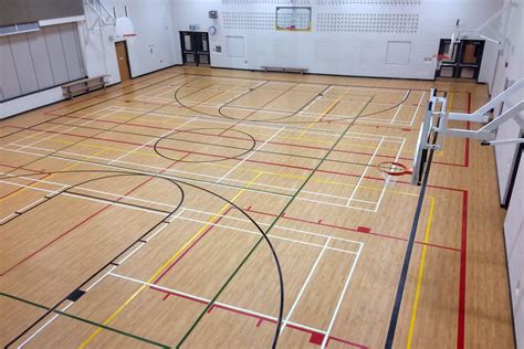 School Gymnasium With Vinyl Flooring Gym Flooring Basketball Floor