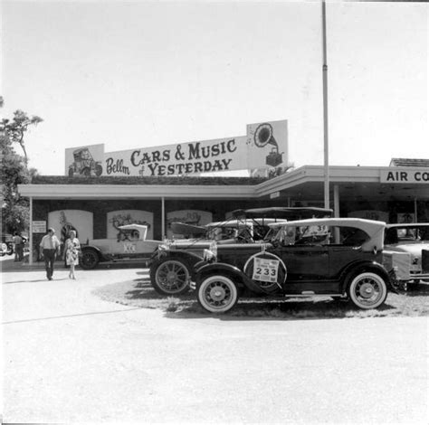 Florida Memory - Antique cars - Sarasota, Florida.