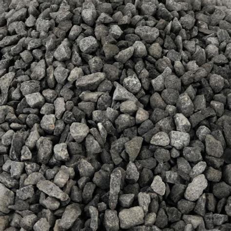 Rain Forest 04 Cu Ft 30 Lbs Rainforest Black Gravel 30 Pack Pallet