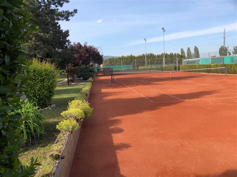 Finden sie zahlreiche wohnungsangebote in baden bei immodirekt.at! Wohnungen statt Tennisplatz: Die Sooßer Tennisgemeinde ...