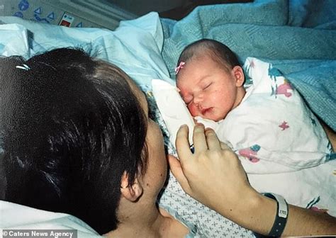 Mother Reunited With Daughter She Placed For Adoption 17 Years Ago Daily Mail Online