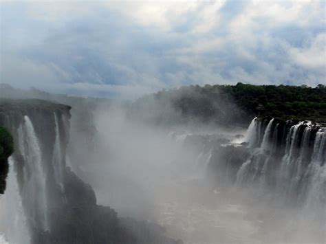 Iguazu Falls In Argentina Smithsonian Photo Contest Smithsonian