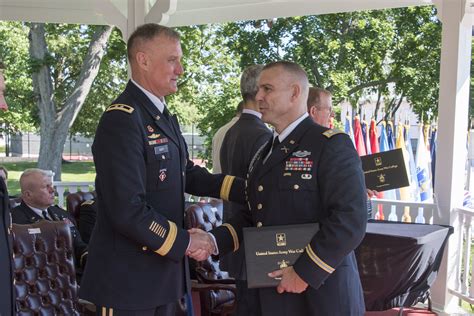 2017 Usawc Graduation Receiving Diplomas Us Army War College Flickr