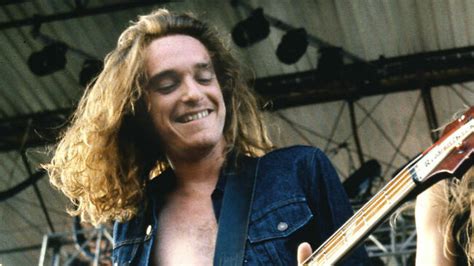 Late Metallica Bassist Cliff Burton To Be Honored With Cliff Burton