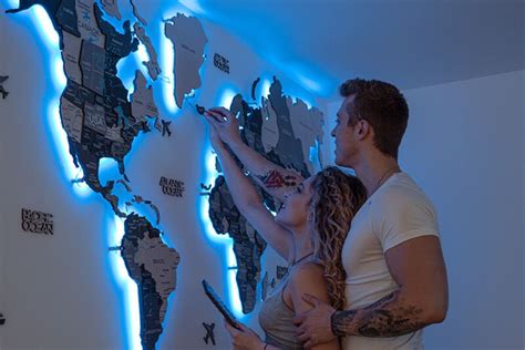 Led World Maps Which One To Choose For Interior Enjoy The Wood
