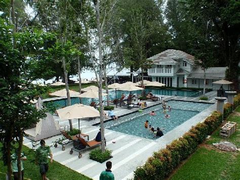 How many beach hotels will i find in batu ferringhi? Hotel Lone Pine Batu Ferringhi Penang - Daftar hotel murah ...