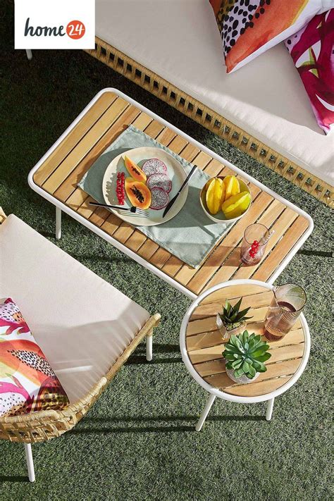 Wer einen garten, eine terrasse oder einen balkon besitzt, genießt es, unter freiem himmel zu essen, auszuruhen oder eine gute zeit mit freunden oder familie zu verbringen. Loungegruppe Robyn (3-teilig) kaufen | home24 in 2021 ...