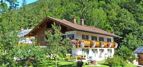 Sämtliche zimmer sind ohne treppen und schwellen erreichbar. Preise der Ferienwohnungen | Haus-im-Grund - Familie ...