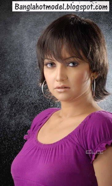Bangladeshi Hot Model And Actress Wallpaper Rj Nowshin Hot Model