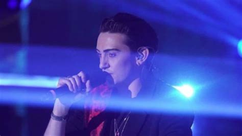 Si tratta di tommaso paradiso, chiamato in. Michele Bravi ad Amici Speciali rivela come ha deciso di ...