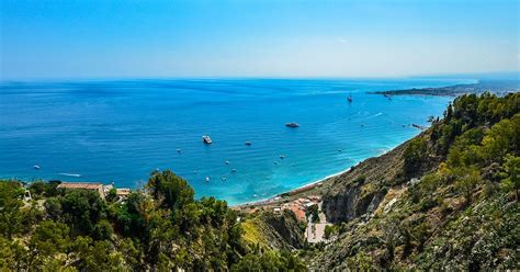 If this sicilian city's name sounds a little greek to you, that's because it is! Best places to stay in Sicily for beaches | Excursions Sicily