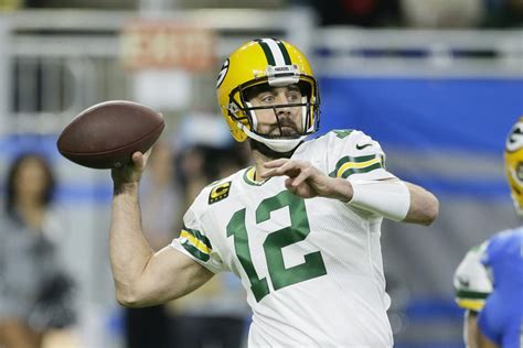 The Ugly Truth Scouts Rank Green Bay Packers Aaron Rodgers 8th Among