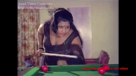 Hot Mallu Actress Unnimary Showing Her Assets Old Mallu Actress