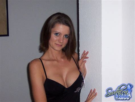 Brunette Girl Southern Kalee Gives A Striptease In Her Black Outfit