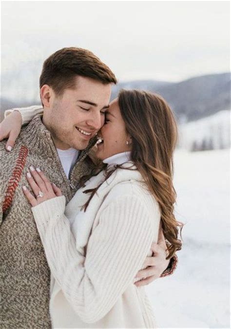 29 Winter Engagement Photos In Different Styles Amaze Paperie