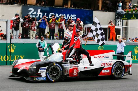 Le Mans 24 Hours Alonso Buemi And Nakajima Score Toyota S First Win