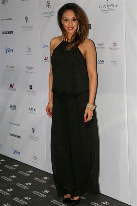 Her birthday, what she did before fame, her family life, fun trivia facts, popularity rankings, and more. SEEMA JASWAL at 7th Annual Asian Awards in London 05/05/2017 - HawtCelebs