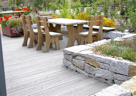 Fange bei der planung deiner terrasse deshalb am besten mit einer maßstabgerechten skizze an. Wohngarten + Ziergarten anlegen :-) ja aber klar trennen ...