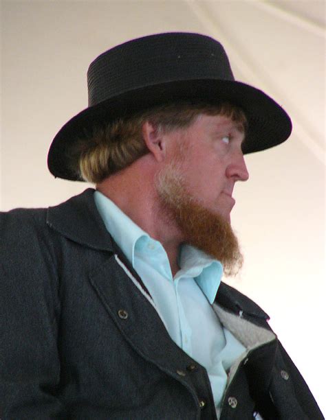 To give your middle part men hairstyle an added pronunciation, team it with an undercut haircut on the back and sides. Amish Quilt Auction at Bonduel, Wisconsisn, May 2005 ...