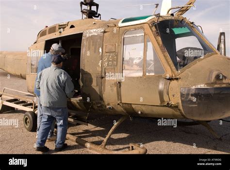 Huey Helicopter Restoration Hi Res Stock Photography And Images Alamy