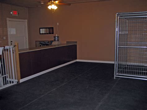 Commercial Kennel Rental Building Apartment And Lot For Sale In