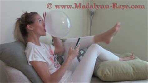 Maddy S Blowing Big Bubbles Madalynn Raye S Fetish Studio Clips4sale