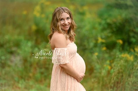 Maternity Portraits In A Meadow With Saratoga Springs Photographer