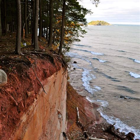 The 13 Best Hikes In Michigans Upper Peninsula Michigan Road Trip