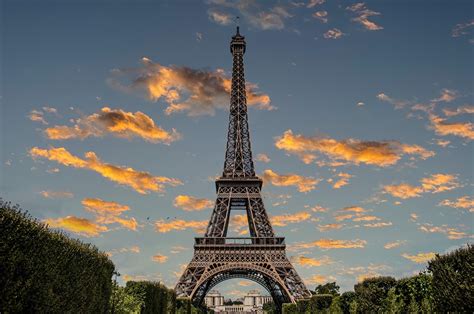 Torre Eiffel Parigi Orari E Prezzi Biglietti Visite Guidate