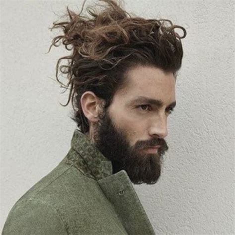 Furthermore, the best wavy hairstyles for guys work well with thick, short, medium and long hair. Wavy Hairstyles for Men: 50 Waves (Ways) to Wear Yours ...