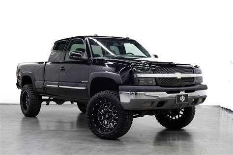 Lifted 2004 Chevrolet Silverado Ultimate Rides