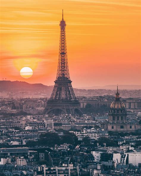 When The Sun Sets Behind The Eiffel Tower As It Is Parishenge Madness