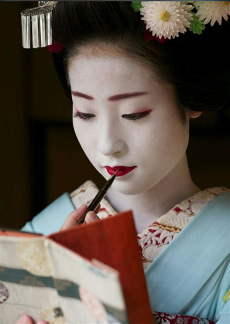 maiko ayaha pontocho october 2016 photo 6094474 art geisha geisha japan